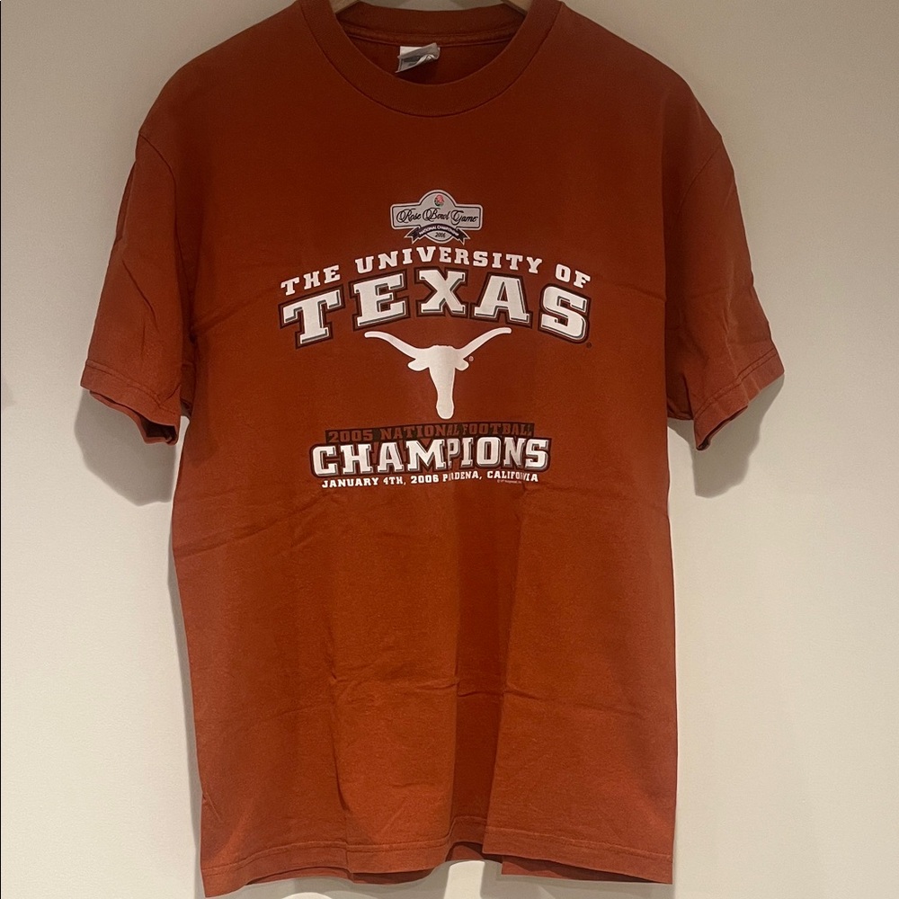 UT Longhorns 2005 Football Champions Rose Bowl Game Tee